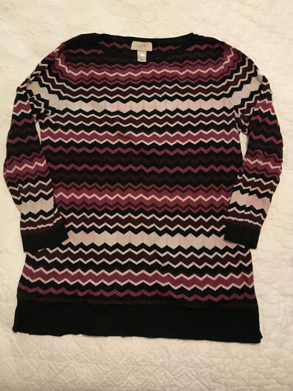 LOFT 💯% cotton purple & white zigzag striped long sleeve pullover sweater (M)